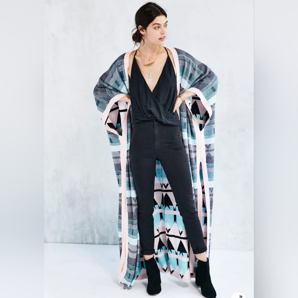 Somedays Lovin The Silence Knit Poncho - Picture 1 of 6